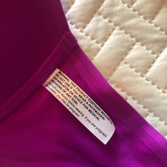 Victoria’s Secret plunge bra - Picture 4 of 6